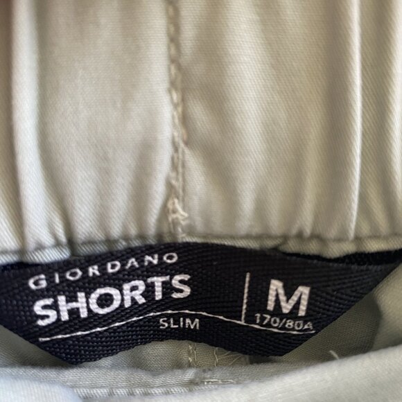 Giordano Bermuda Short Light Faded Green - Picture 4 of 7